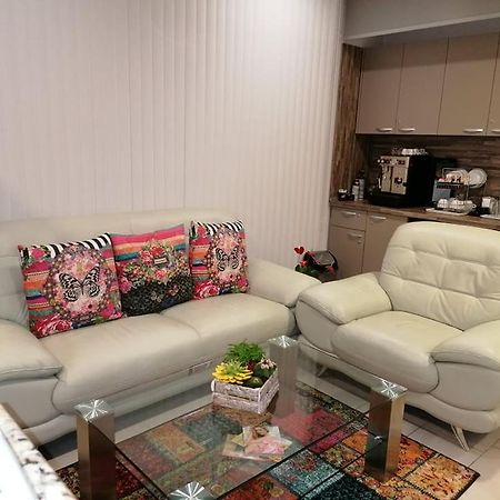 Astoria Aparthotel Hisarya Buitenkant foto