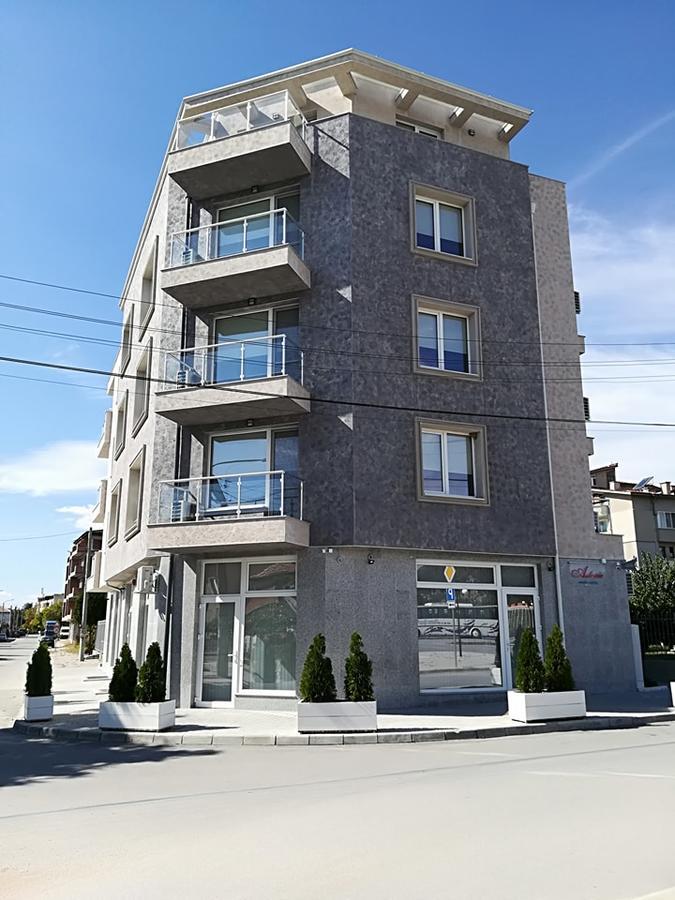 Astoria Aparthotel Hisarya Buitenkant foto