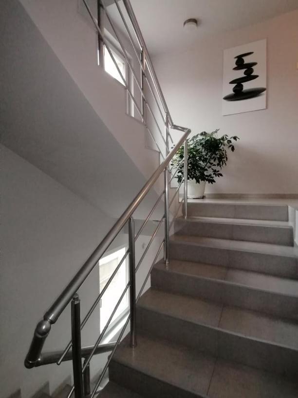 Astoria Aparthotel Hisarya Buitenkant foto