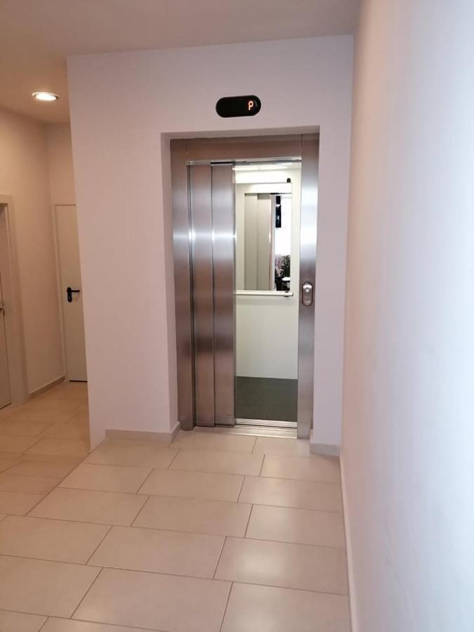 Astoria Aparthotel Hisarya Buitenkant foto