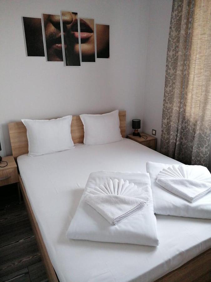 Astoria Aparthotel Hisarya Buitenkant foto