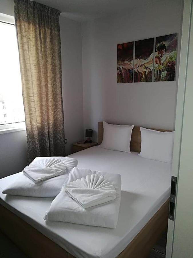 Astoria Aparthotel Hisarya Buitenkant foto