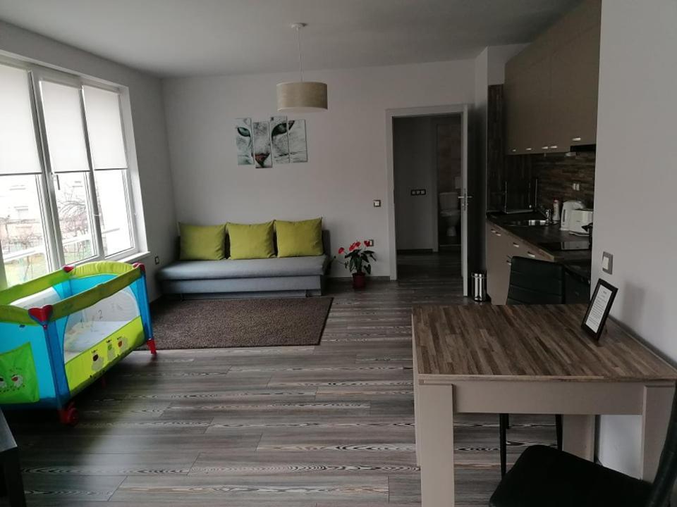 Astoria Aparthotel Hisarya Buitenkant foto
